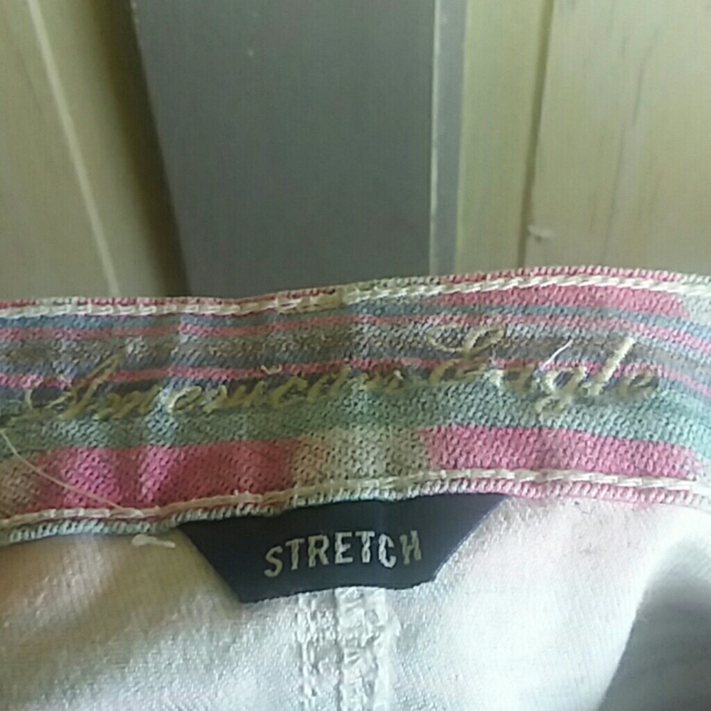 American Eagle Aztek Stretch Jean  Shorts - Picture 5 of 6